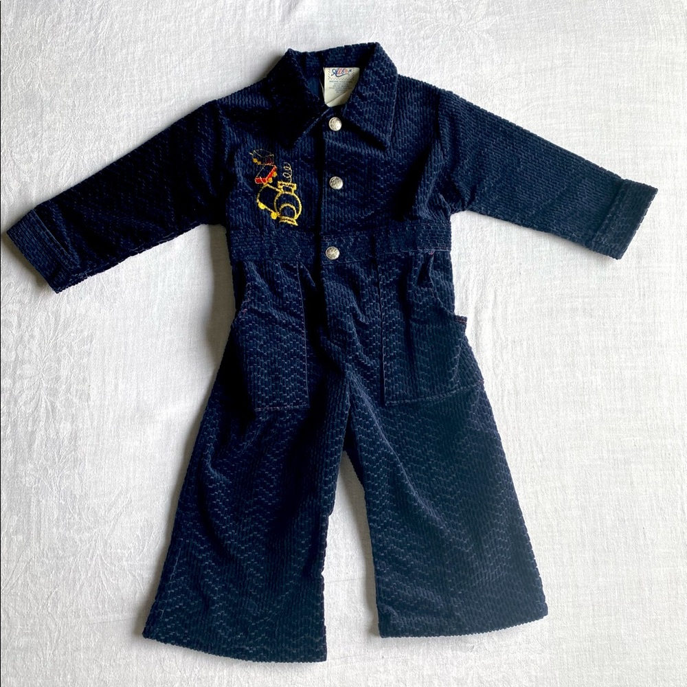 Adorable Vintage train Jumper Toddler Size 2